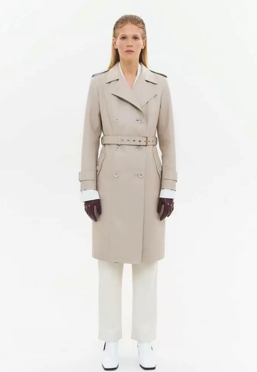 CLASSIC COAT IN LAMBSKIN <br> IVORY